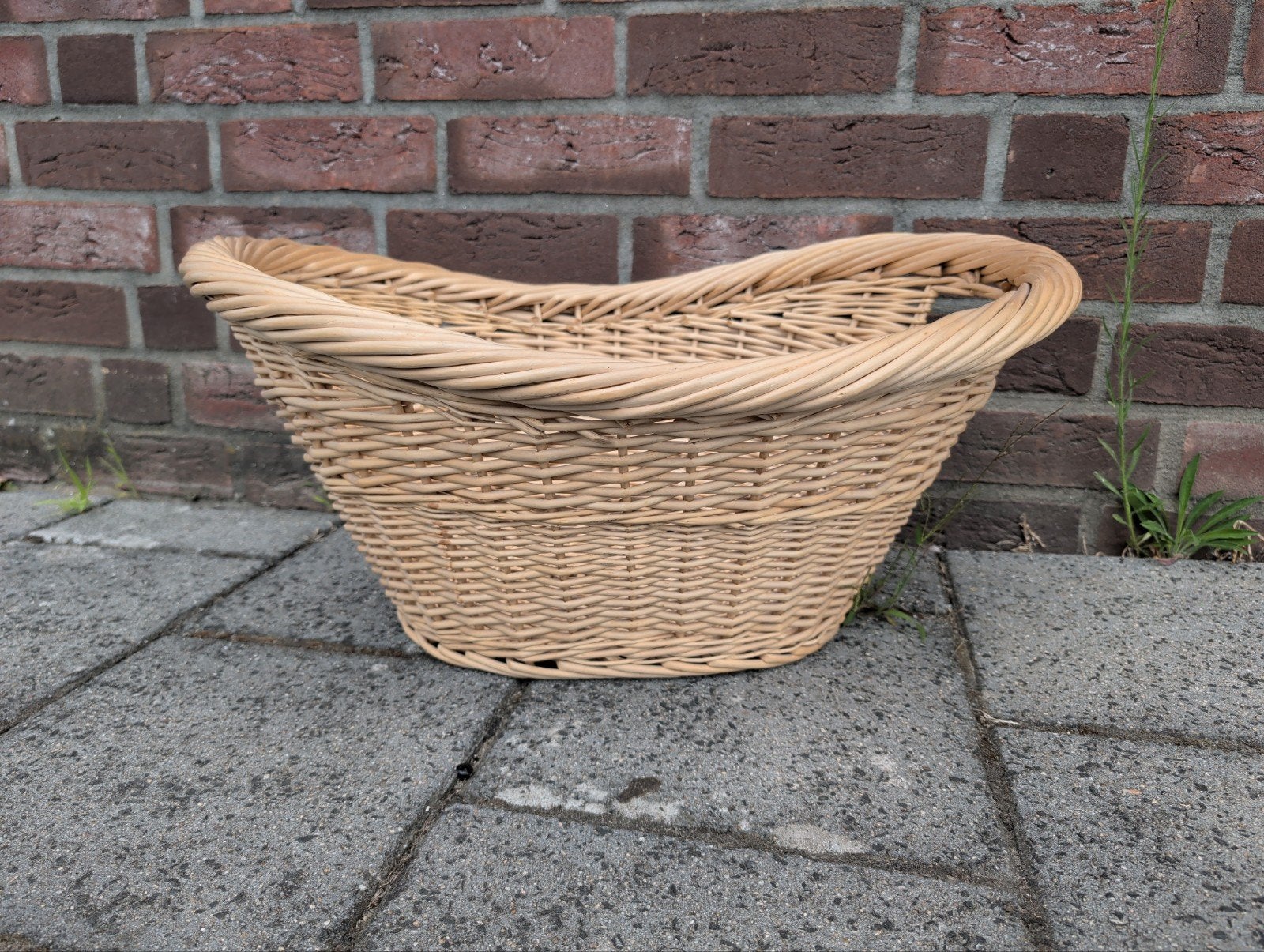 Mooie rieten mand - 60x43x30 cm, Huis en Inrichting, Ophalen, Gebruikt, Gevlochten, Mand
