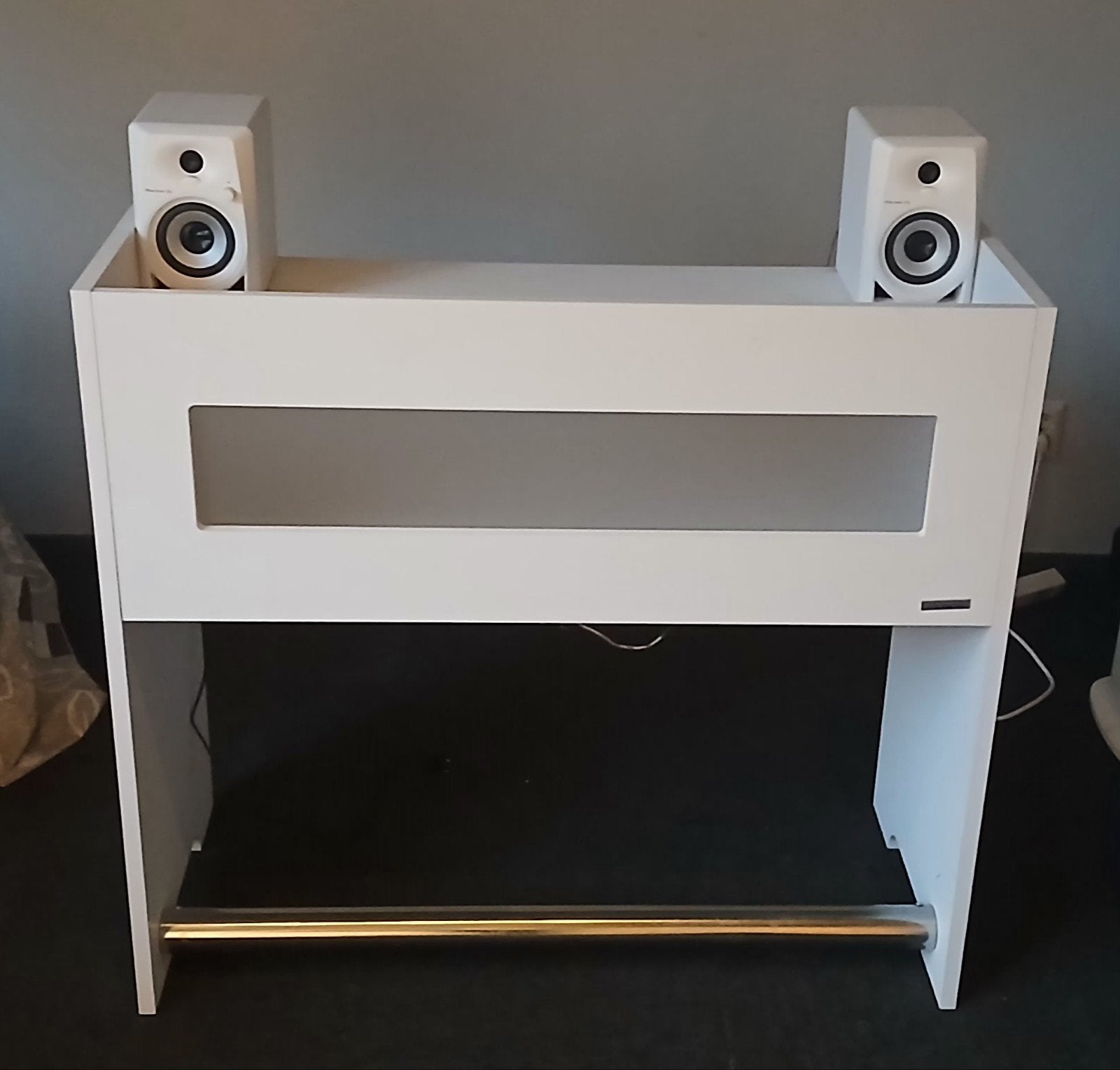 DJ Booth, Ophalen, Overige merken
