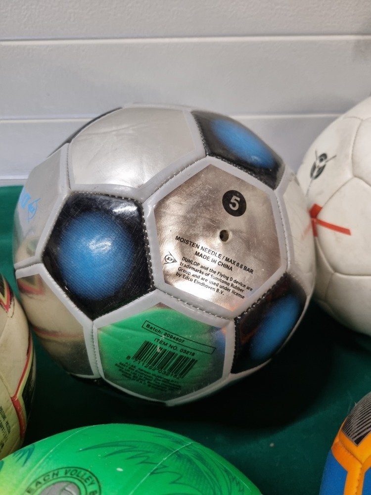 ballen voetbal en vollybal, Ophalen of Verzenden, 'T Olde Gre-j, Info@toldegrej.nl, Endepoelstraat 20f Didam