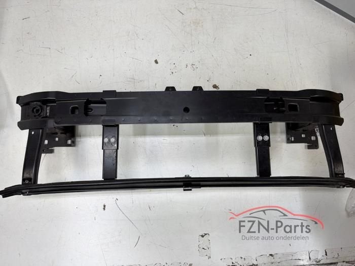 VW Passat B8 Bumperbalk voorzijde+onderstrip, Ophalen of Verzenden, Gebruikt, Voor, Bumper