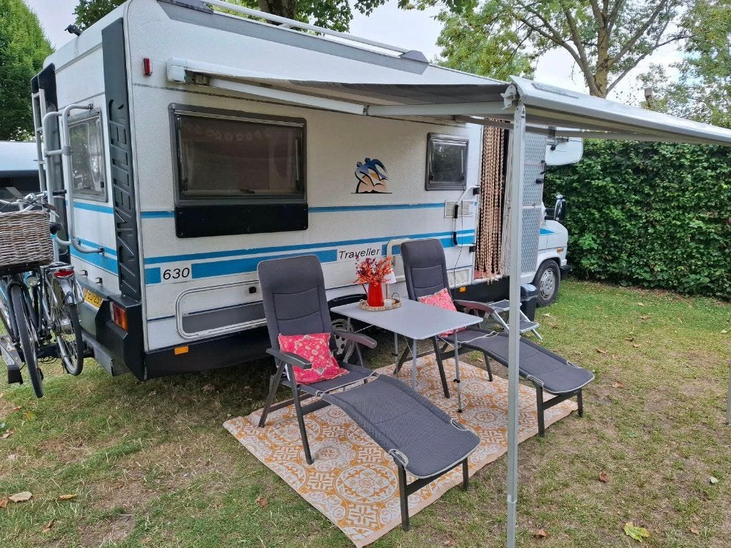 Gezellige, fleurige camper Fiat Ducato Knaus Traveller, Caravans en Kamperen, Raamblindering, Alkoof, Ringverwarming, Fiat