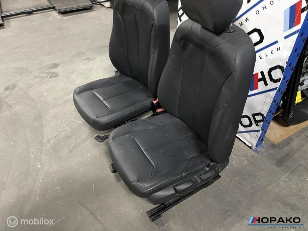 Voorstoelen zwart leder BMW F20 1 serie ETC, Gebruikt, Einsteinlaan 5 rijswijk, Bmw, Ophalen of Verzenden