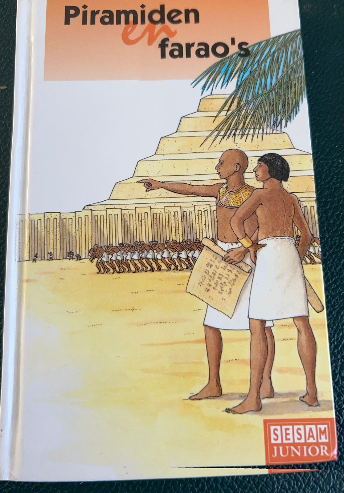 Piramide en Farao's - Sesam Junior B (9-12 jaar), Ophalen of Verzenden, Gelezen