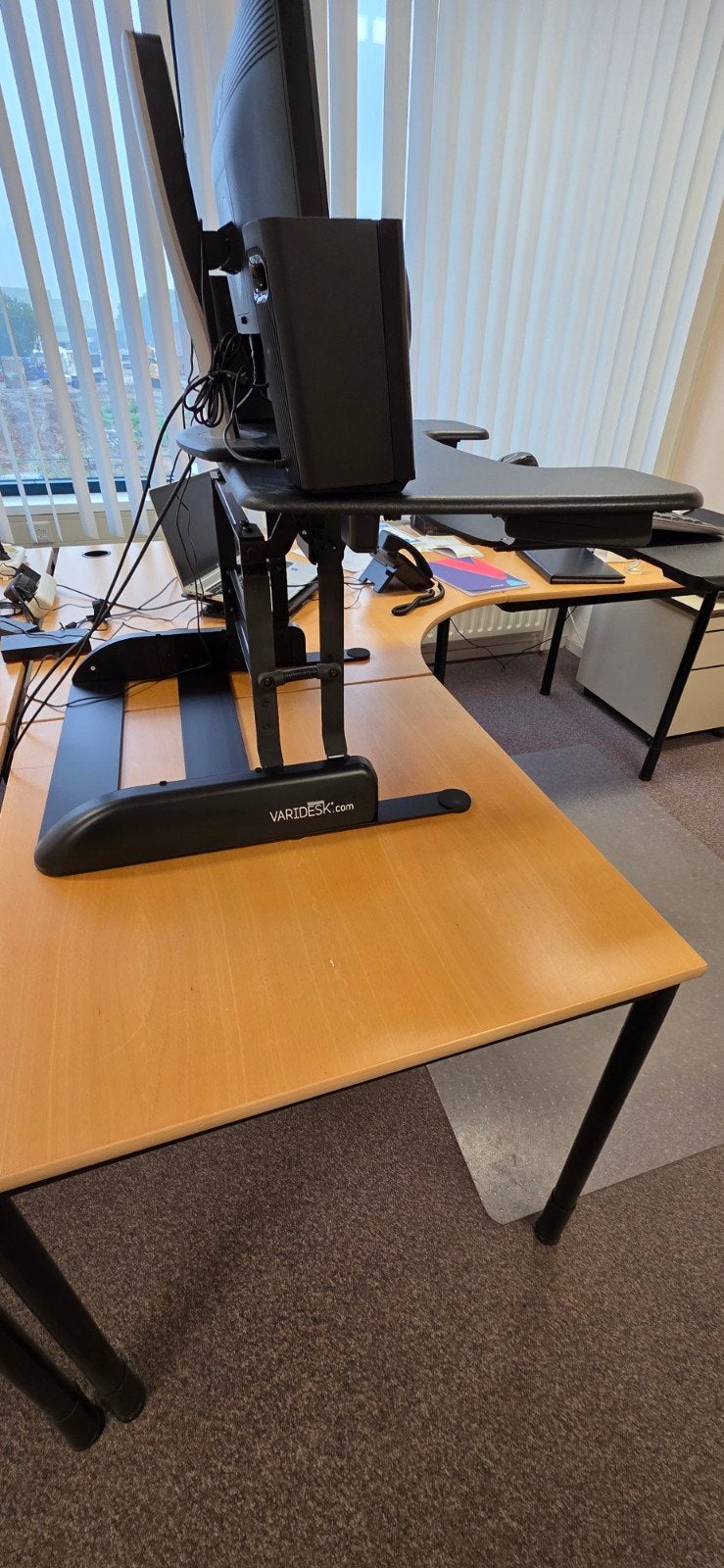 Foto 3 van Varidesk Pro Plus 30 - Zit-sta werkplek in nieuwstaat