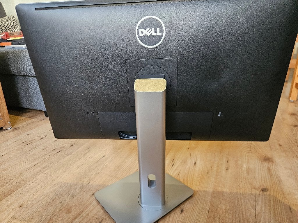 Foto 6 van Dell P2715Q 27 inch 4K IPS-monitor met verstelbare voet