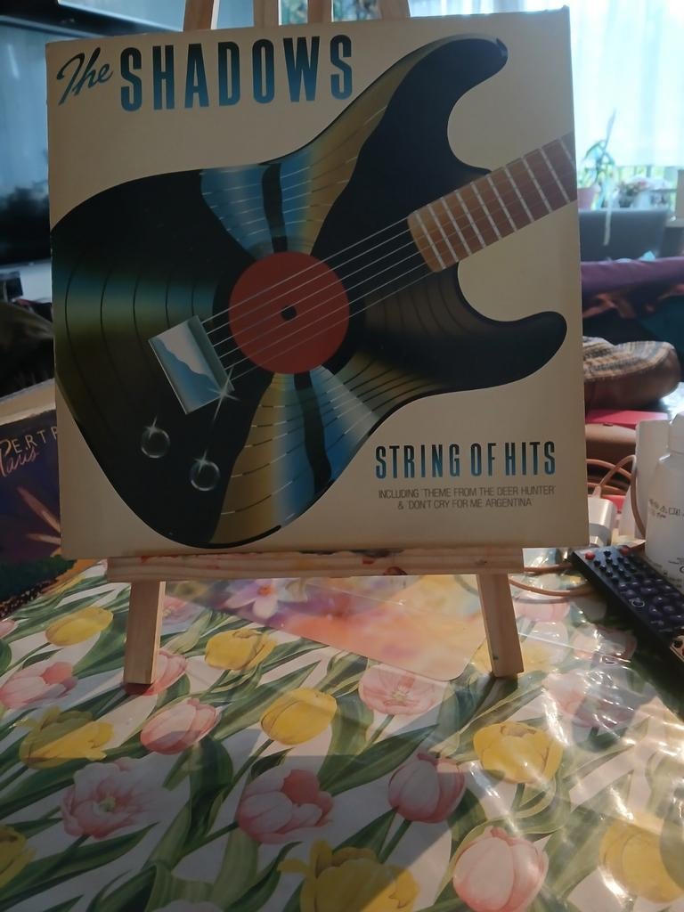 The Shadows - String of Hits LP (Vinyl), Cd's en Dvd's, Vinyl | Pop, Ophalen of Verzenden, 1970 - 1979, Gebruikt, 12 inch
