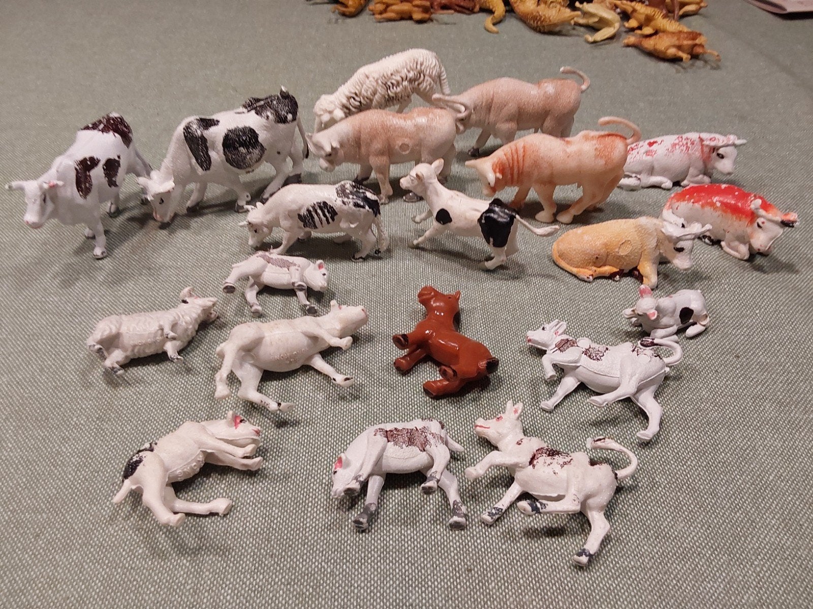 Vintage 20 boerderijdieren speelgoedfiguren., Ophalen of Verzenden, Gebruikt, Boerderijdier, Beeldje of Figuurtje