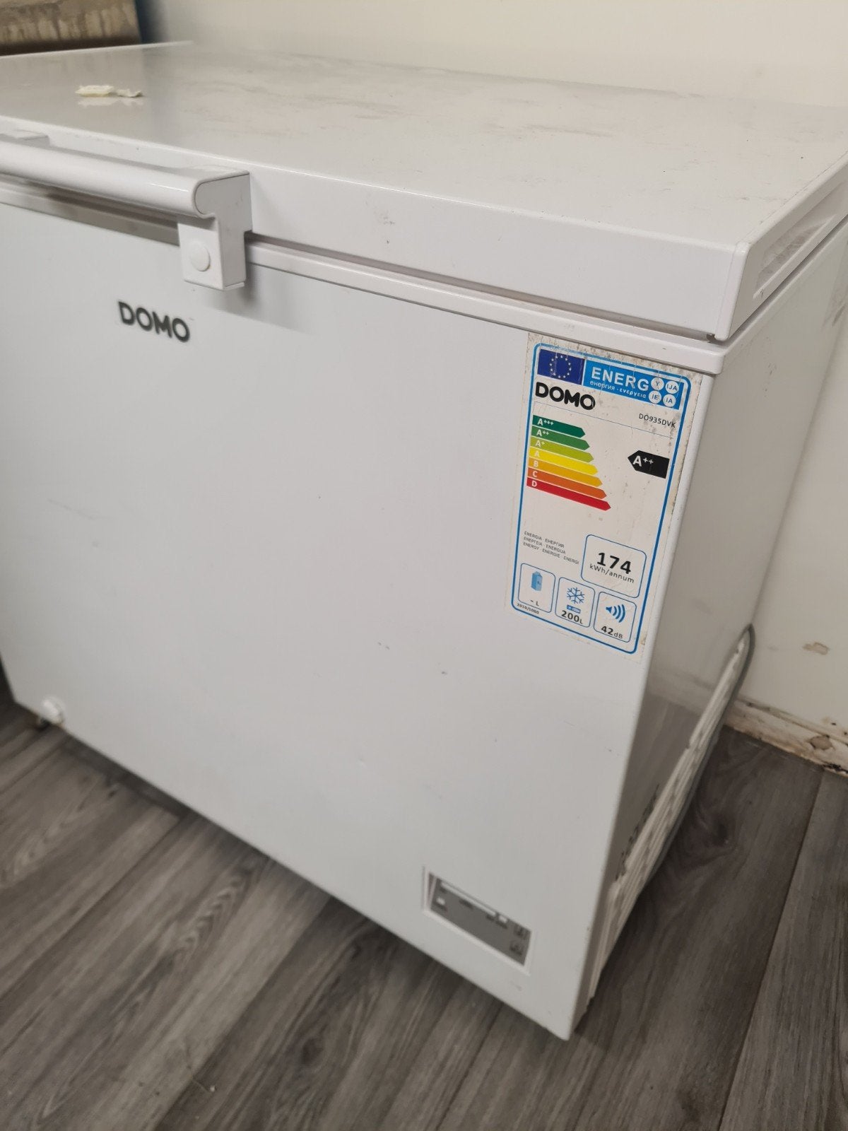 Goedwerkende Domo vriezer A++ energiezuinig, Ophalen, Gebruikt