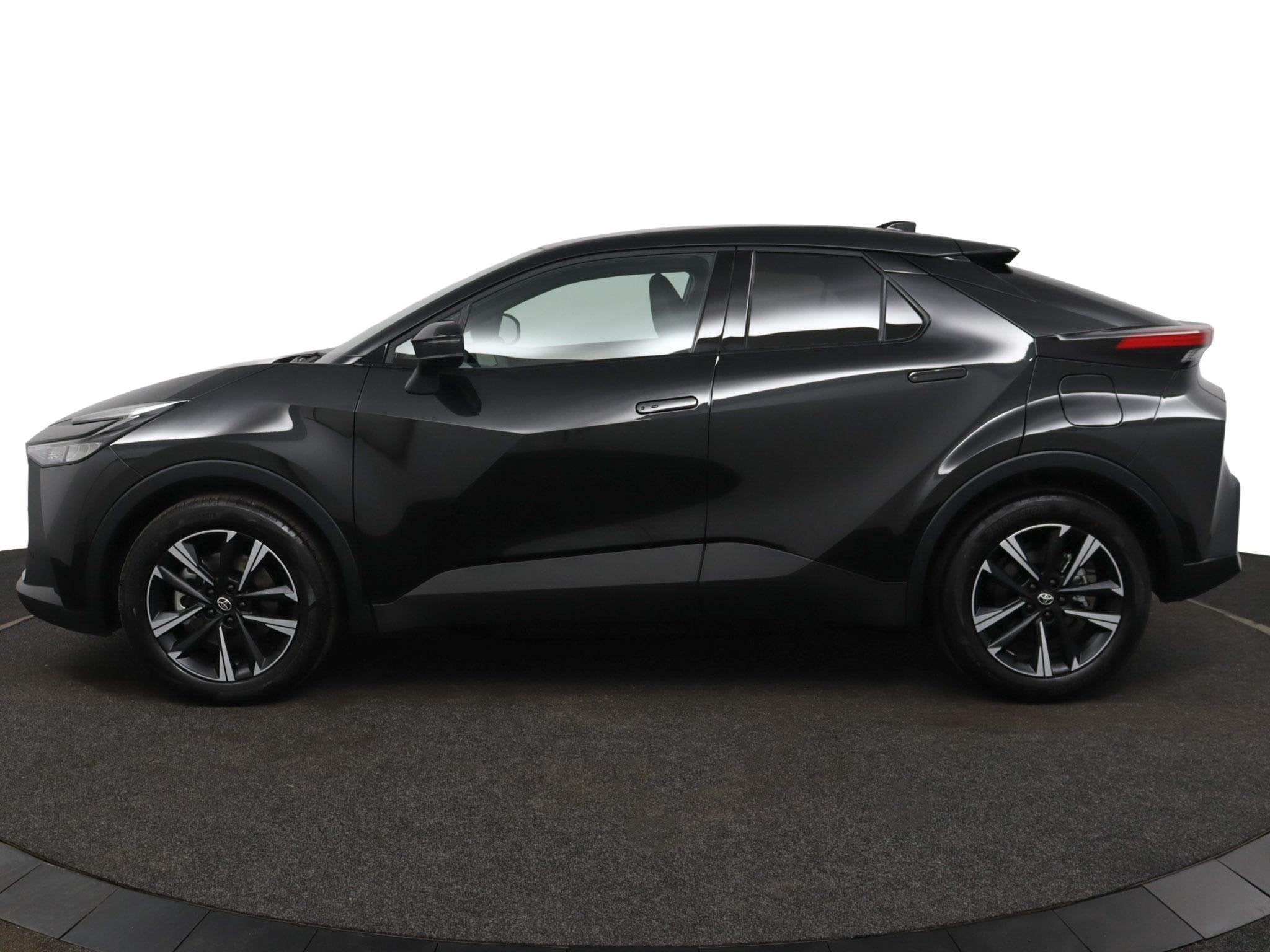 Toyota C-HR 2.0 Plug-in Hybrid 220 Dynamic | Nieuw uit voorr, Auto's, Toyota, 12 maanden, 4 cilinders, Plug-in hybride, Bedrijf