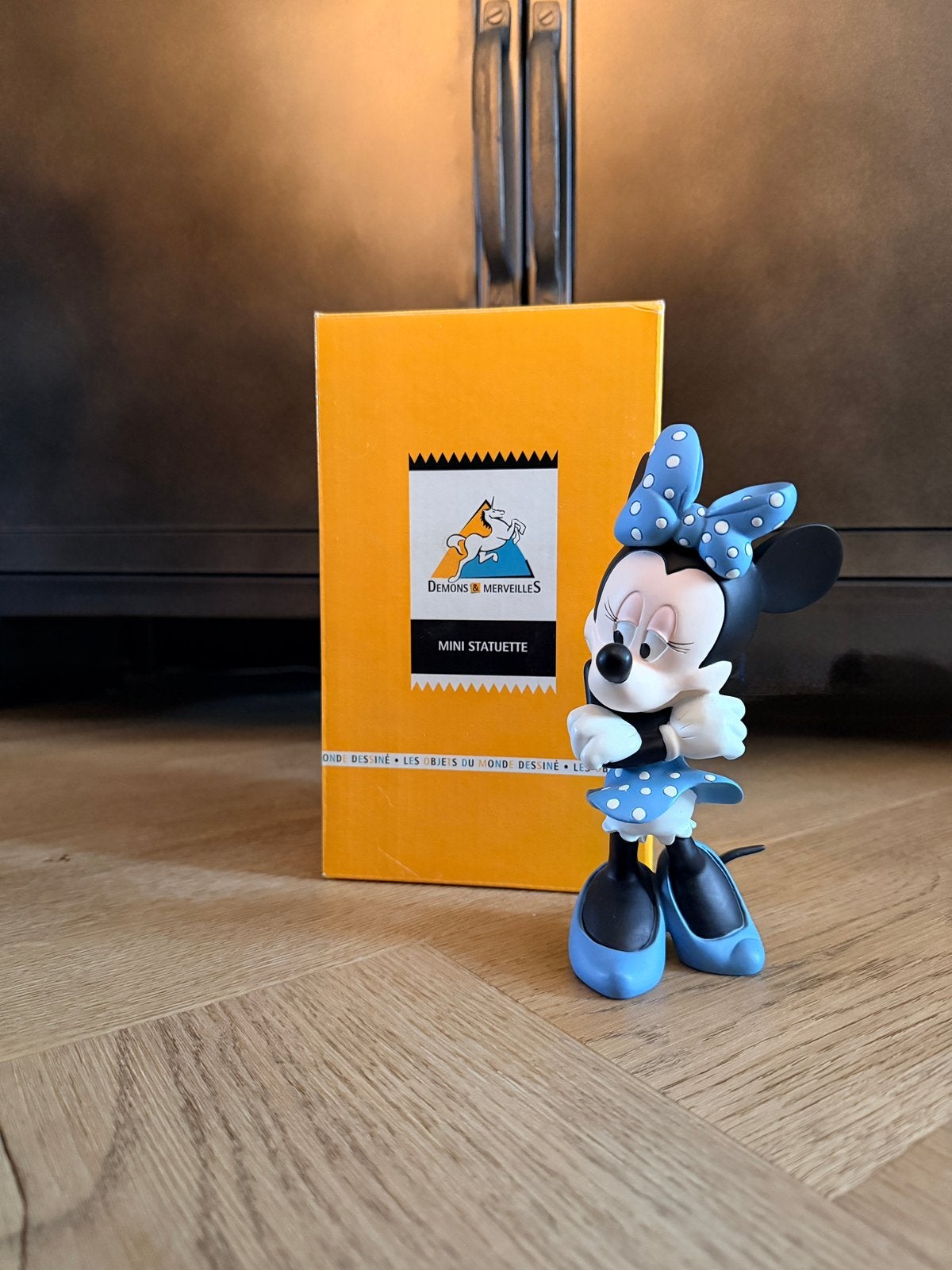 Disney Minnie Mouse – Démons & Merveilles – originele doos, Ophalen of Verzenden, Overige figuren, Zo goed als nieuw, Beeldje of Figuurtje
