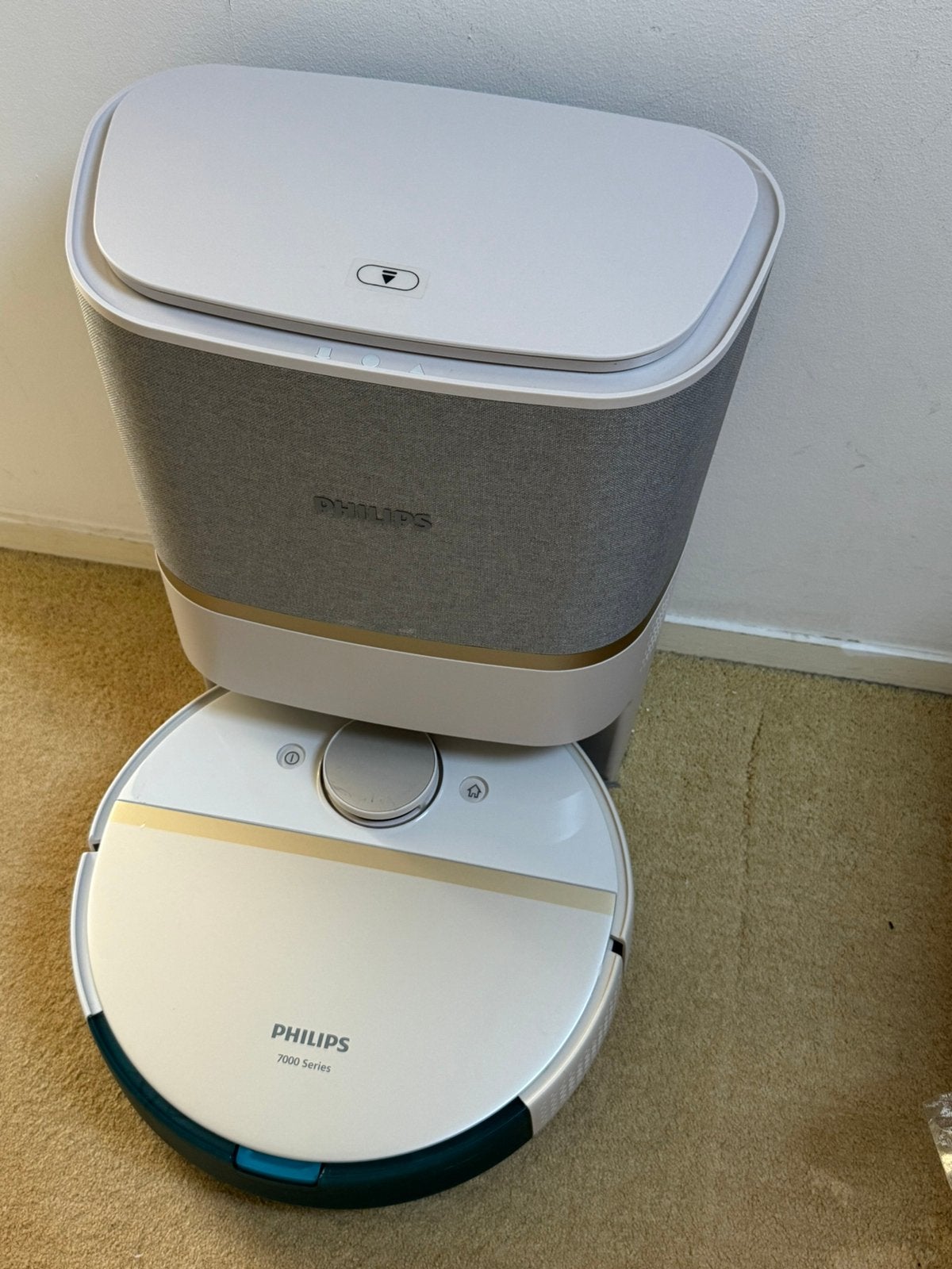 Philips 7000 Serie Robotstofzuiger, Ophalen of Verzenden, Zo goed als nieuw, Robotstofzuiger
