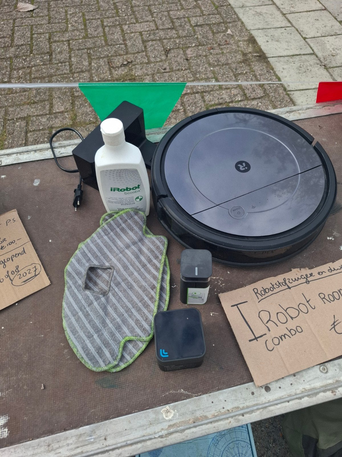 iRobot Roomba Combo Robotstofzuiger met dweilfunctie, Gebruikt, IRobot, Ophalen of Verzenden, Robotstofzuiger