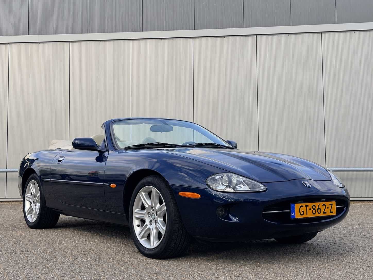 2000 Jaguar XK8 4.0 V8 Convertible Personenauto, foto 3