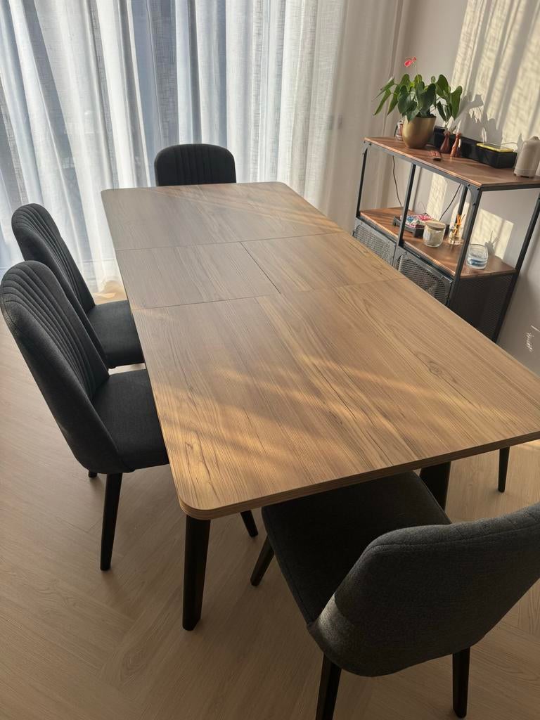 Eettafel met 4 stoelen en bank - Zo goed als nieuw, Ophalen, 50 tot 100 cm, Zo goed als nieuw, Vijf personen of meer