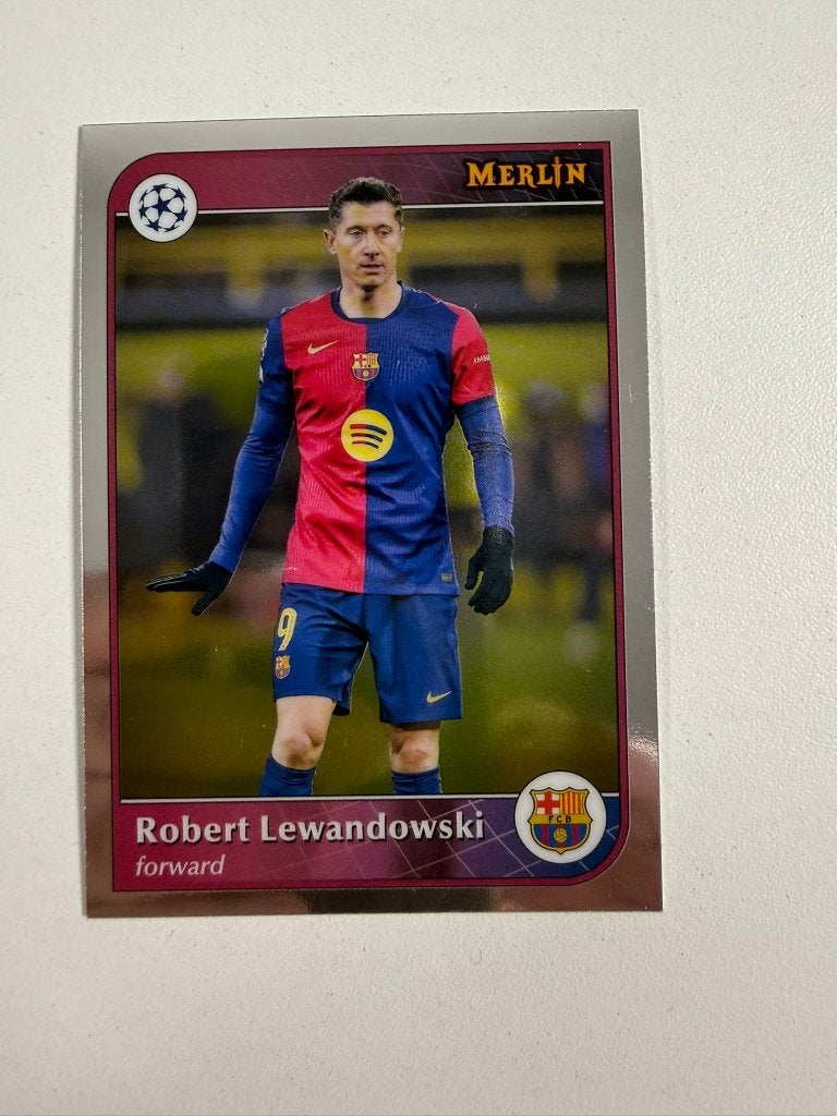 96 Robert Lewandowski Topps Merlin 2024-25, Ophalen of Verzenden, Nieuw, Buitenlandse clubs, Poster, Plaatje of Sticker
