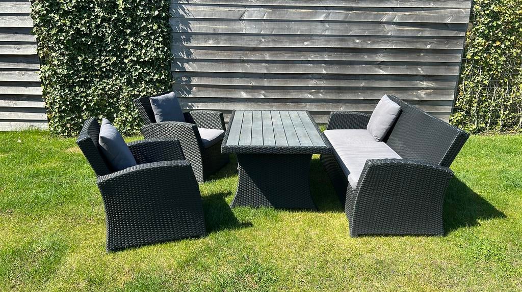 Tuinset, Ophalen, 4 zitplaatsen, Kunststof, Gebruikt