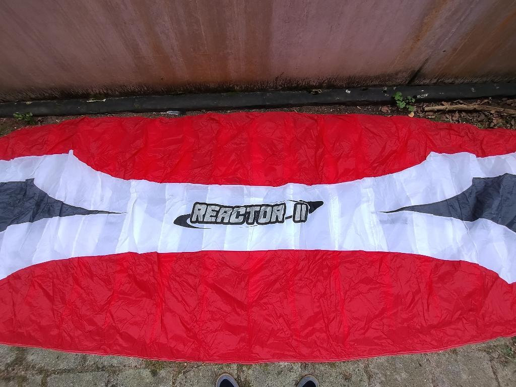 Peter Lynn Reactor II 6.9 m2, Sport en Fitness, Vliegeren, Ophalen, Zo goed als nieuw, Vierlijns, Vlieger