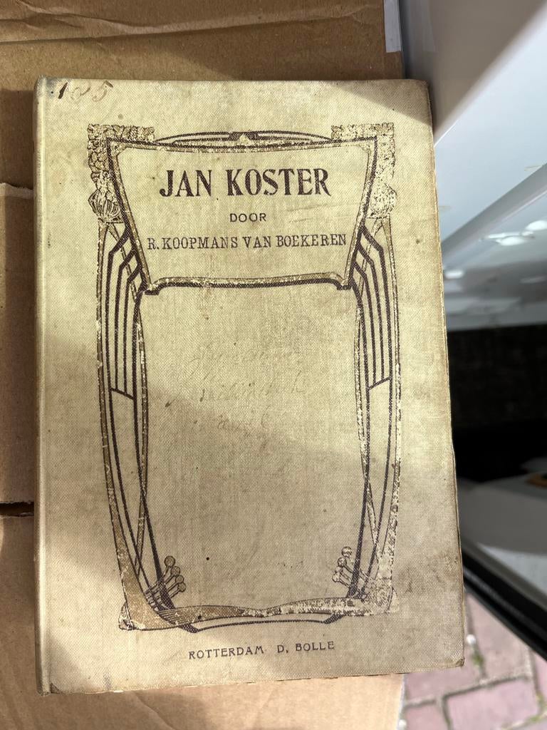 Jan Koster - R. Koopmans van Boekeren (4e druk), Boeken, Romans, Gelezen, Nederland, Ophalen of Verzenden