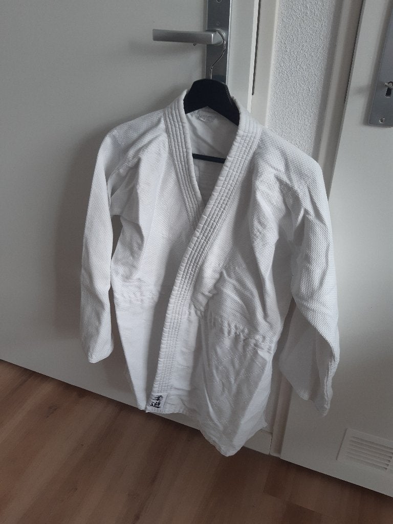 Outshock judo pak, Ophalen, Gebruikt, Vechtsportpak, Maat M