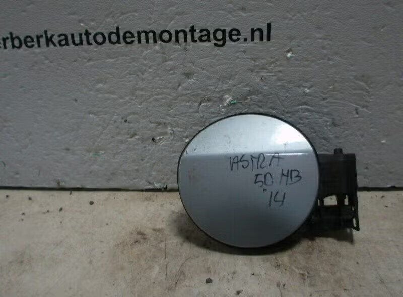 TANKKLEP Opel Astra J (PC6 / PD6 / PE6 / PF6) (13354563), Bahnhofsplatz 65423 Rüsselsheim am Main, DE, Gebruikt, Deur, Opel