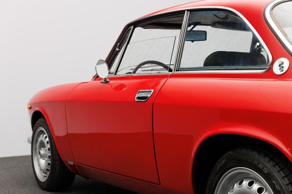 Alfa romeo GTV 2000 Bertone 105, Auto's, Stof, Zwart, 4 stoelen, Bedrijf