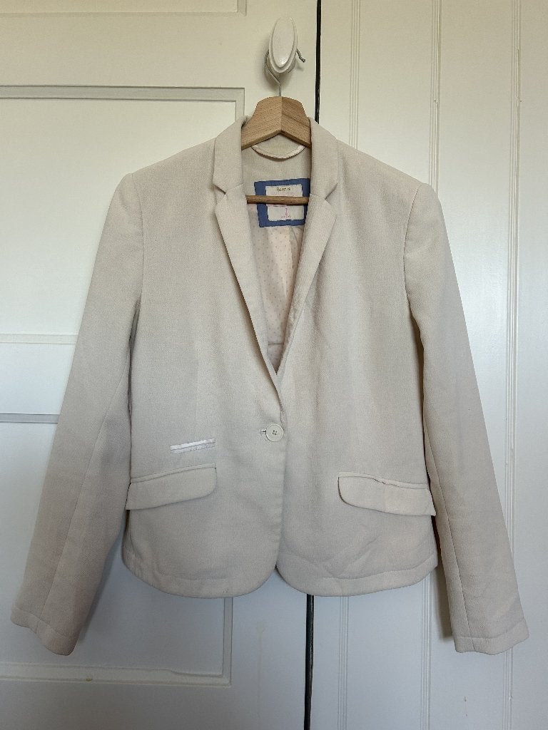 Jasje Bershka - mt L, Kleding | Dames, Beige, Maat 42/44 (L), Zo goed als nieuw, Jasje