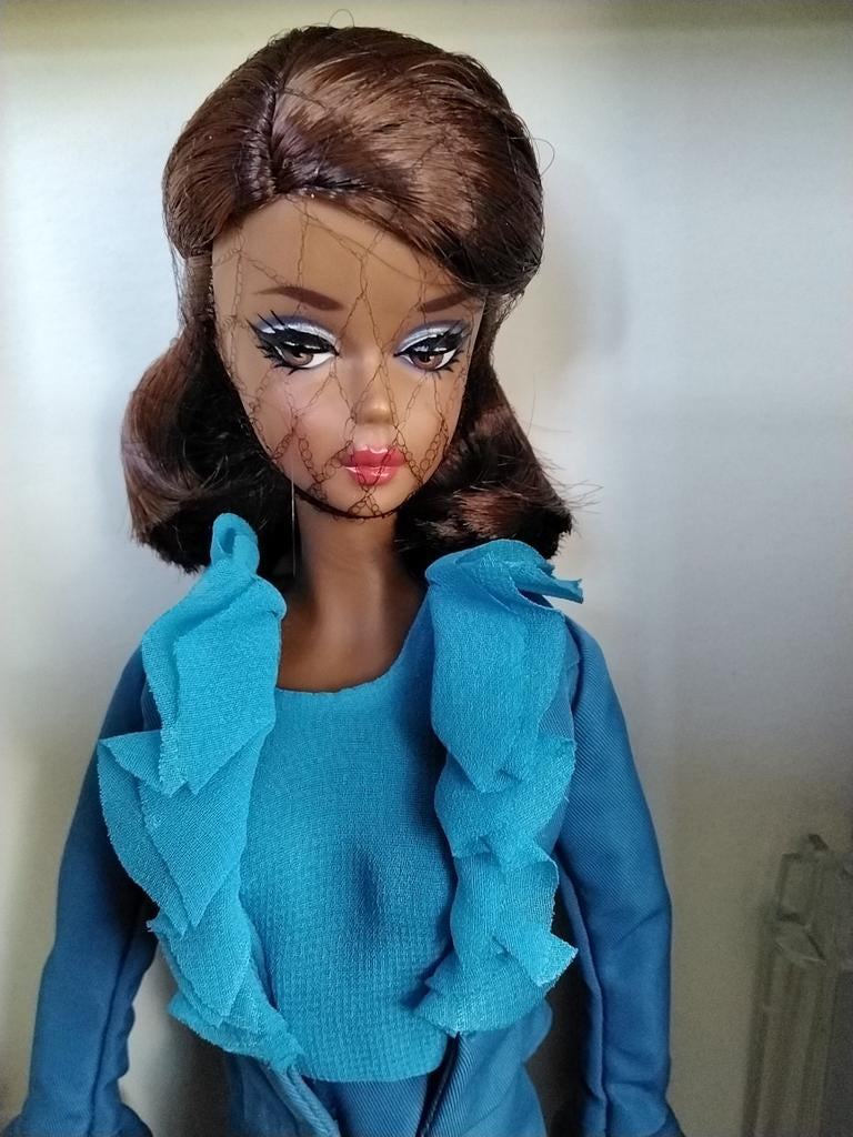 Barbie silkstone  Fashion Model Collection City Chic Suit, Ophalen of Verzenden, Zo goed als nieuw, Barbie