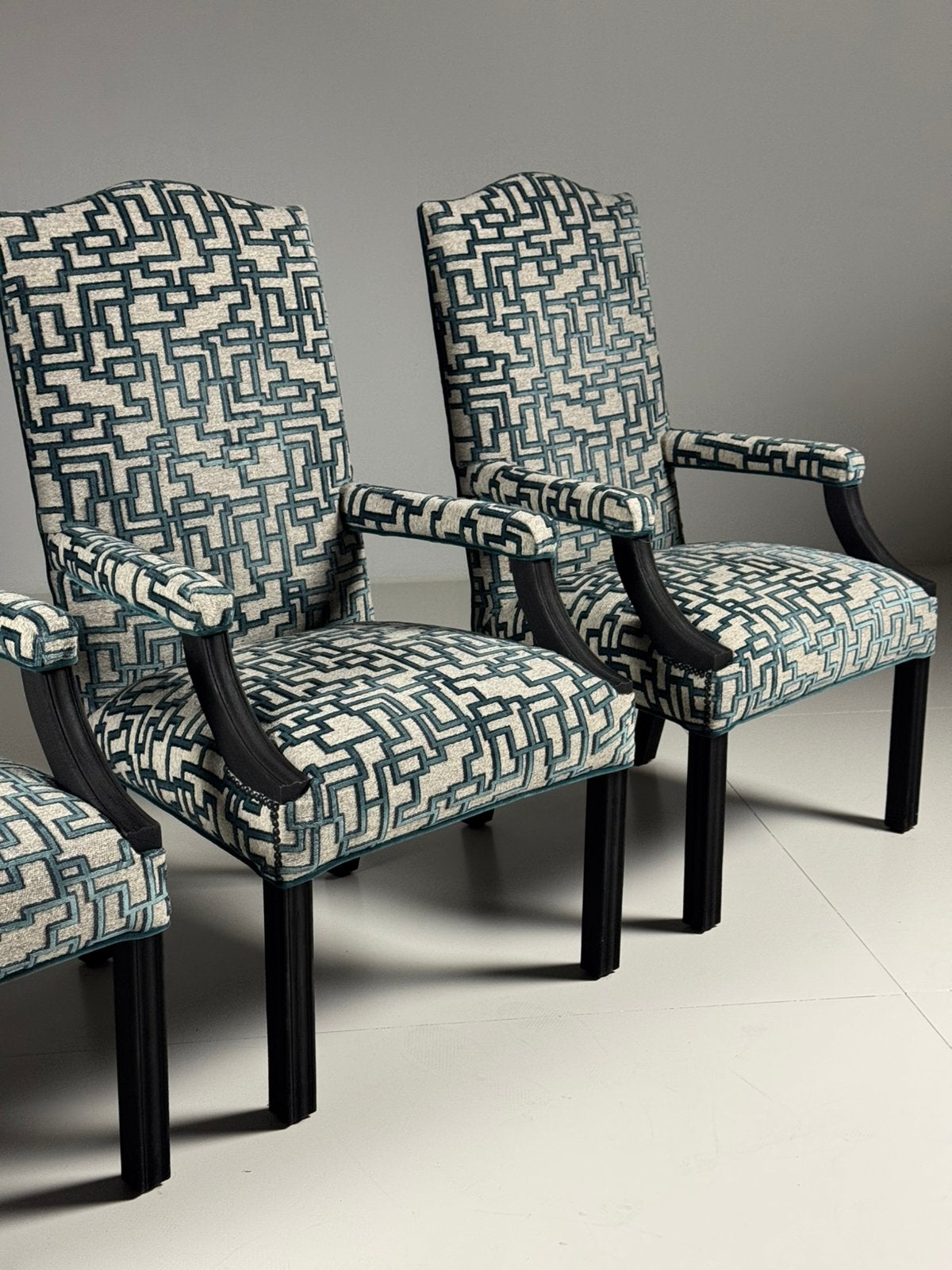 Set van 8 eetkamerstoelen klassiek, Huis en Inrichting, Stoelen, Ophalen, Zo goed als nieuw, Stof, Vijf, Zes of meer stoelen