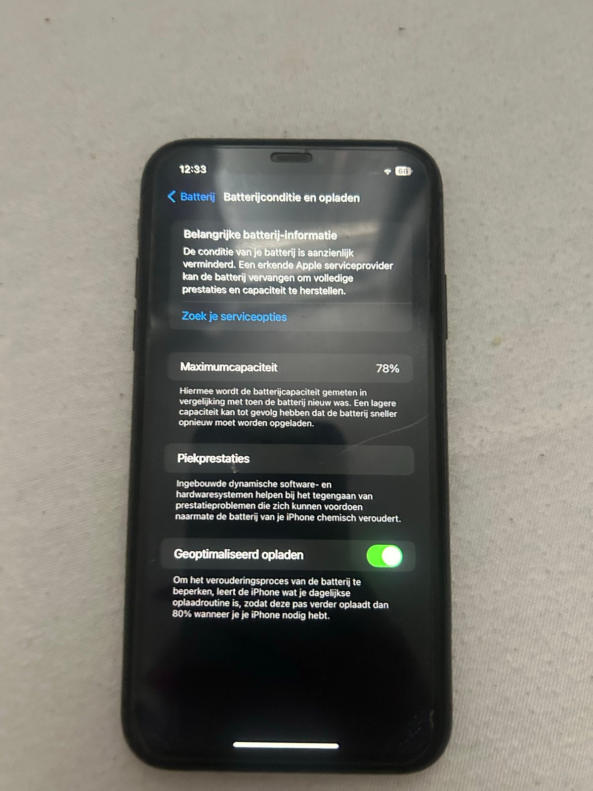 iPhone 11 Zwart met krasjes in het scherm, Telecommunicatie, Mobiele telefoons | Apple iPhone, Ophalen of Verzenden, Gebruikt
