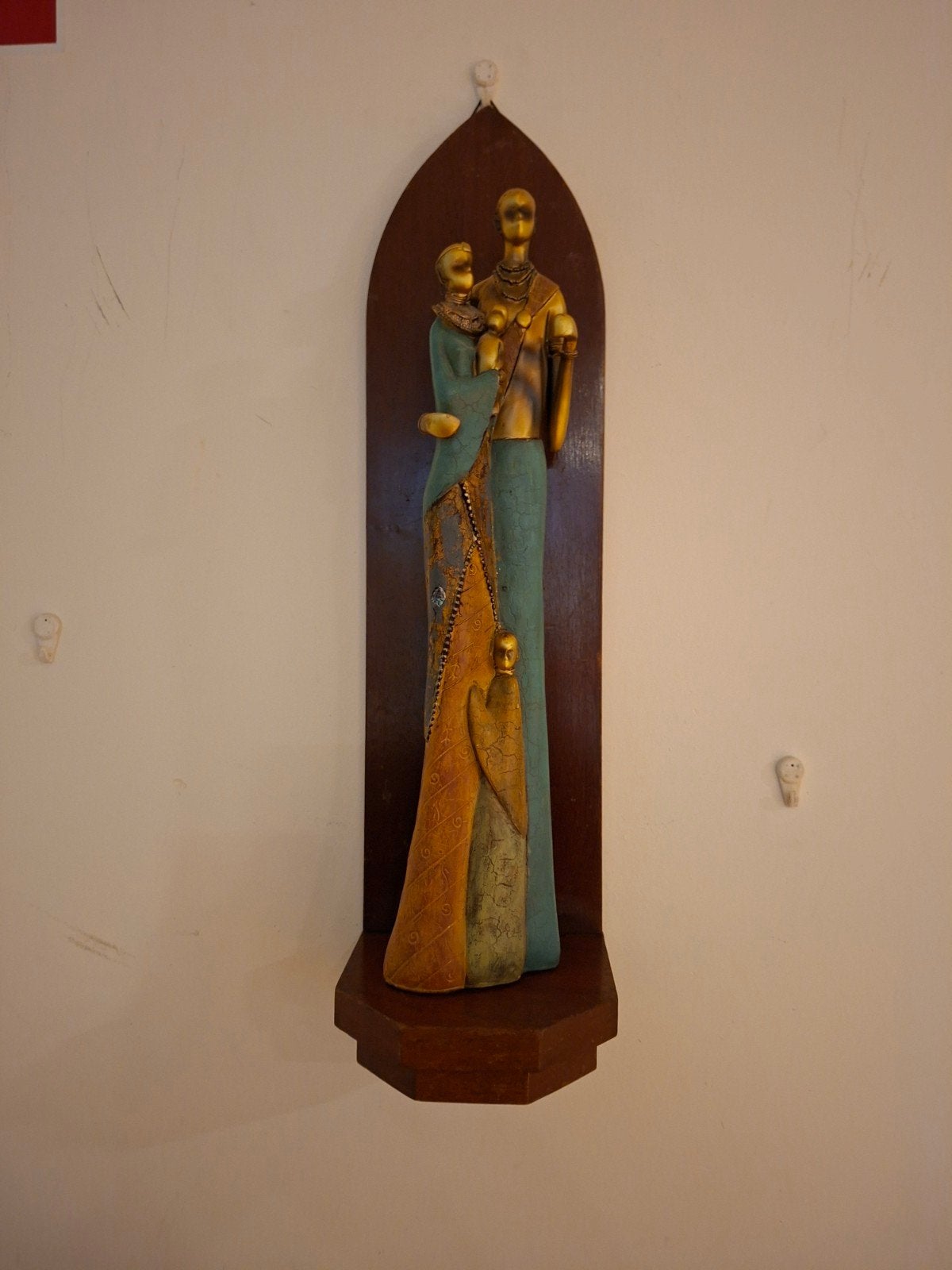Antieke pedestal met Afrikaans Masai-familiebeeld, Antiek en Kunst, Ophalen of Verzenden