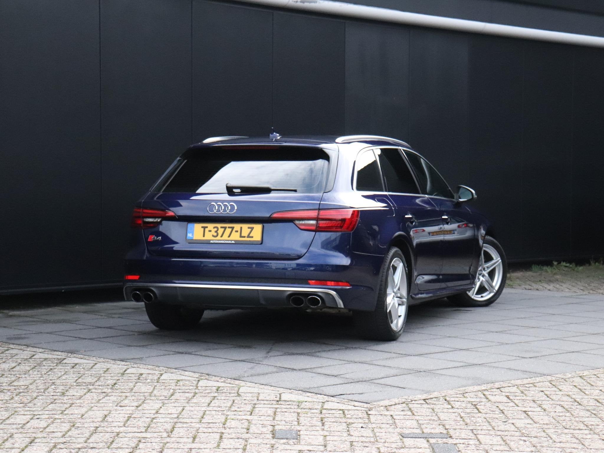 Audi A4 Avant 3.0 TFSI S4 quattro Pro Line Plus | LEDER | ME, Auto's, Gebruikt, 2995 cc, A4, Leder