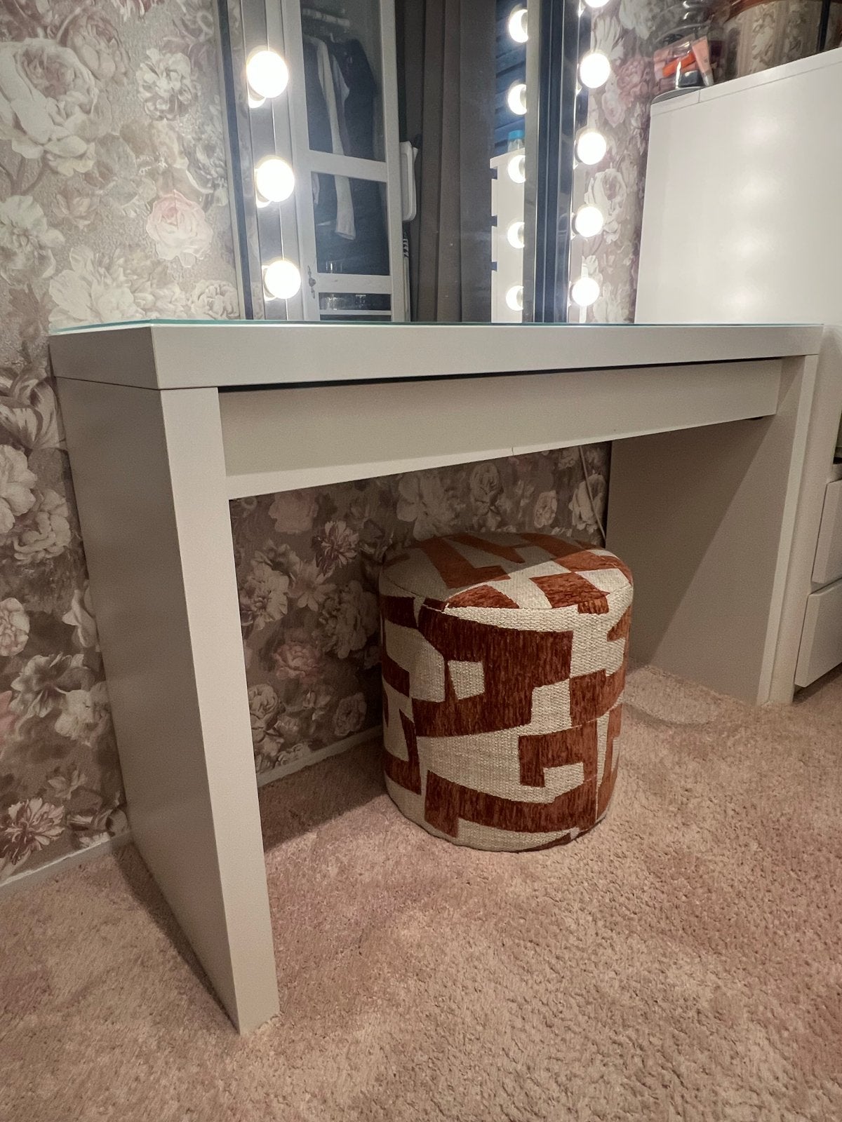 IKEA Malm toilettafel makeup tafel, Huis en Inrichting, Tafels | Kaptafels, Ophalen, Gebruikt, Hout