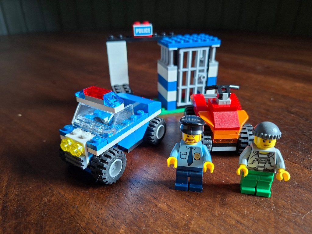 Lego politie bouwset 4636 (2011), Overige thema's, Compleet, Lego, Ophalen of Verzenden