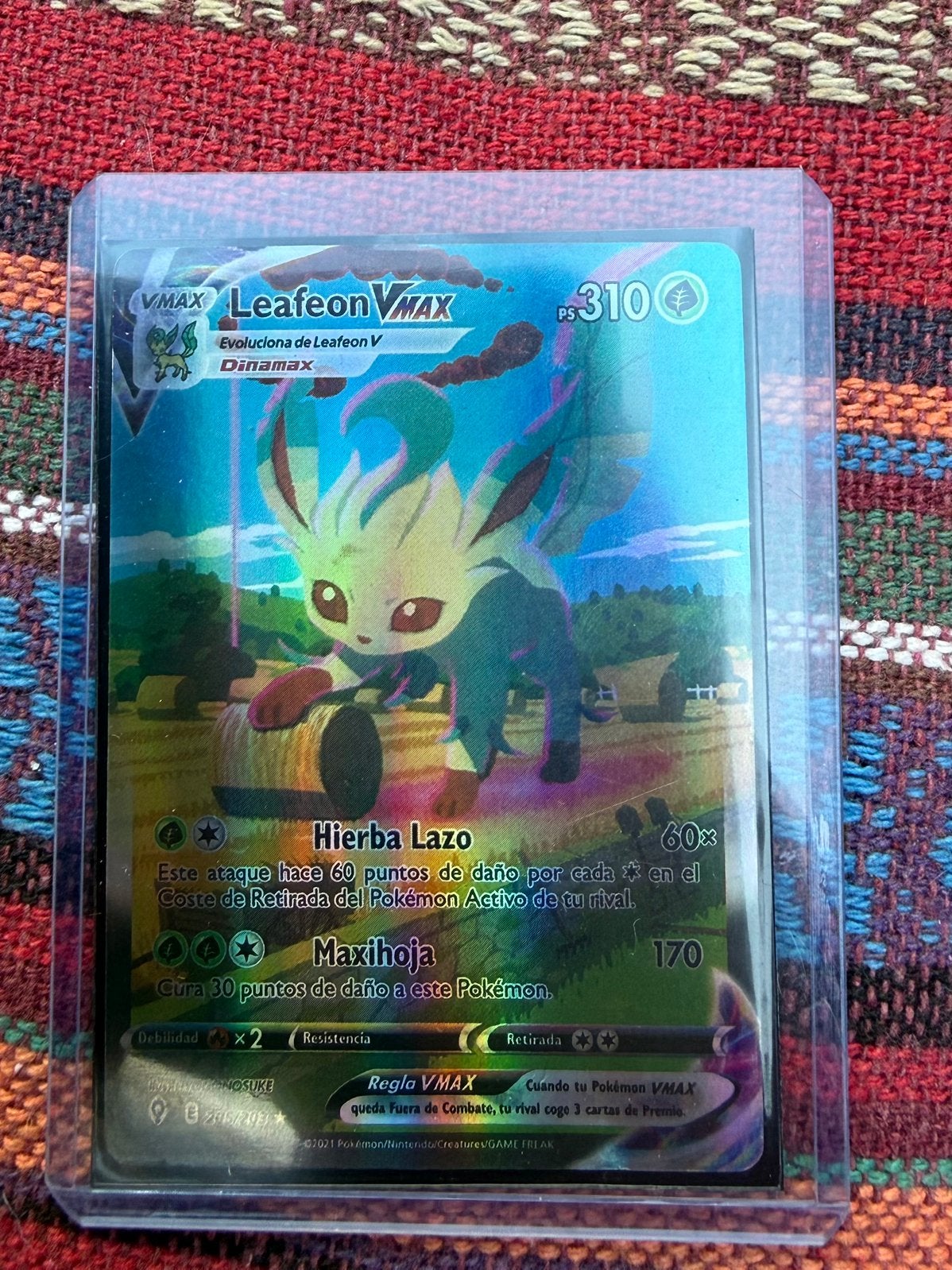 Leafeon VMAX, Ophalen of Verzenden, Gebruikt, Losse kaart