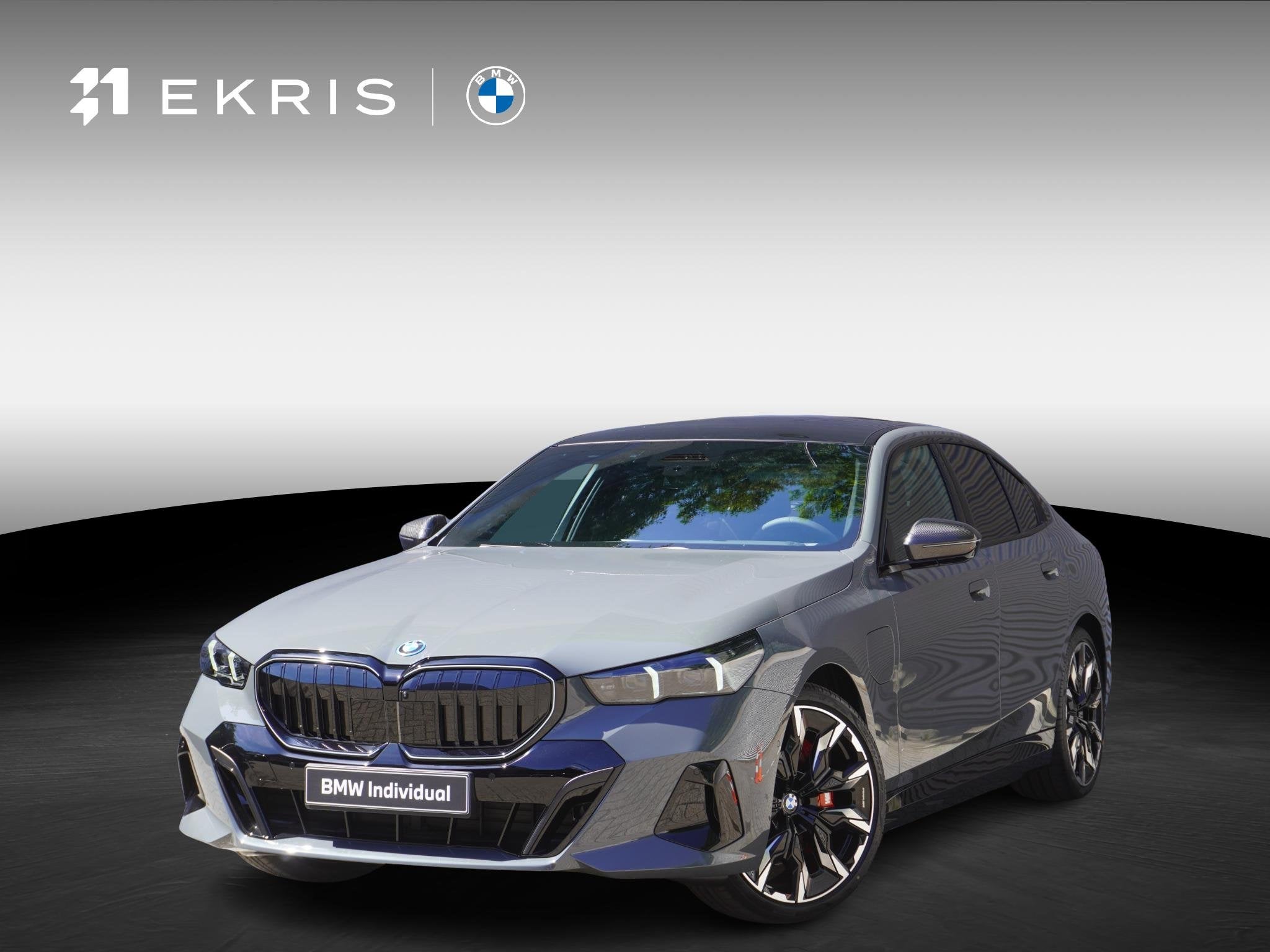 BMW 5-serie 550e xDrive M Sportpakket Pro | Innovation Pack, Auto's, BMW, Automaat, Overige kleuren, 135 min, Plug-in hybride