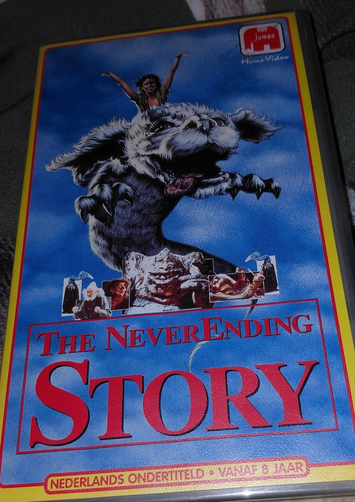 The NeverEnding Story VHS - Nederlands ondertiteld, Vanaf 6 jaar, Ophalen of Verzenden, Gebruikt, Science Fiction en Fantasy