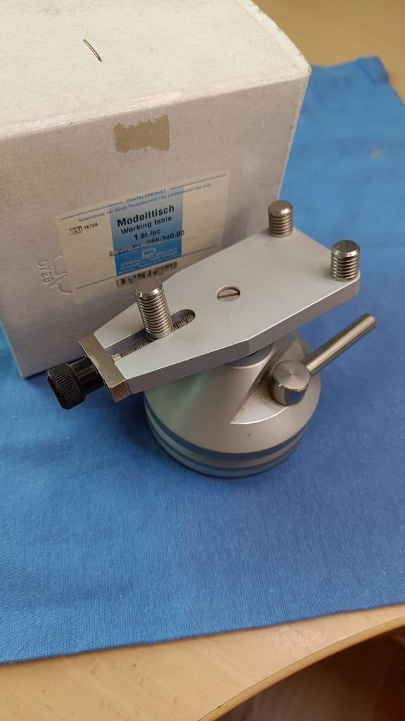 Tandtechniek model tafel voor parallel fraizen, Diversen, Ophalen of Verzenden