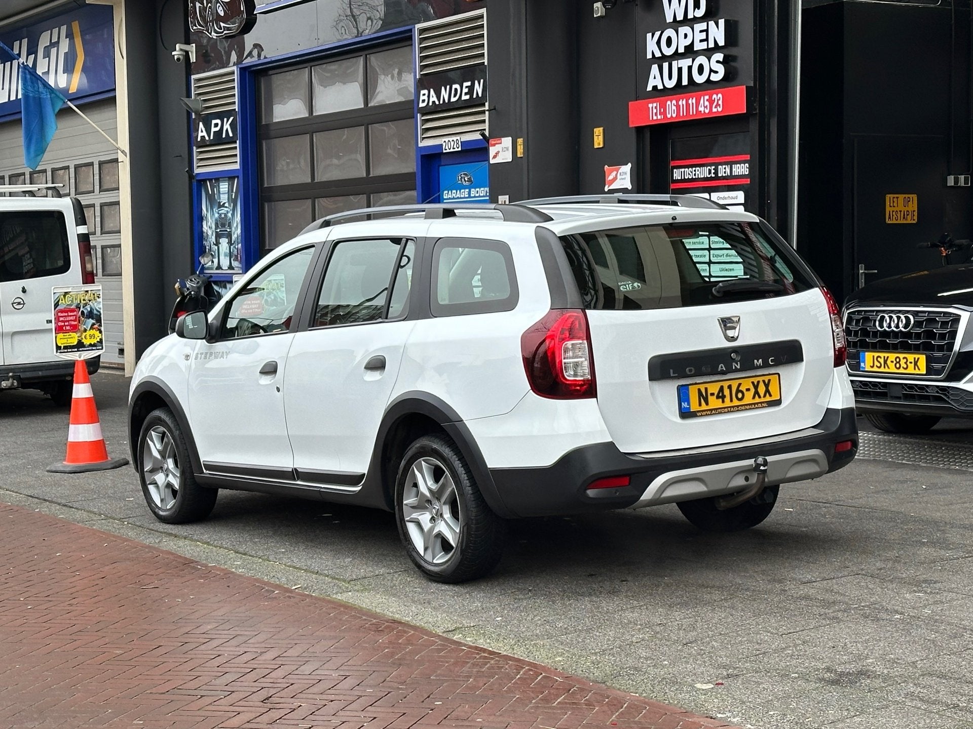 Dacia Logan MCV 0.9 TCe Stepway Navi Airco Camera PDC, Auto's, Dacia, Voorwielaandrijving, 898 cc, Stof, Gebruikt
