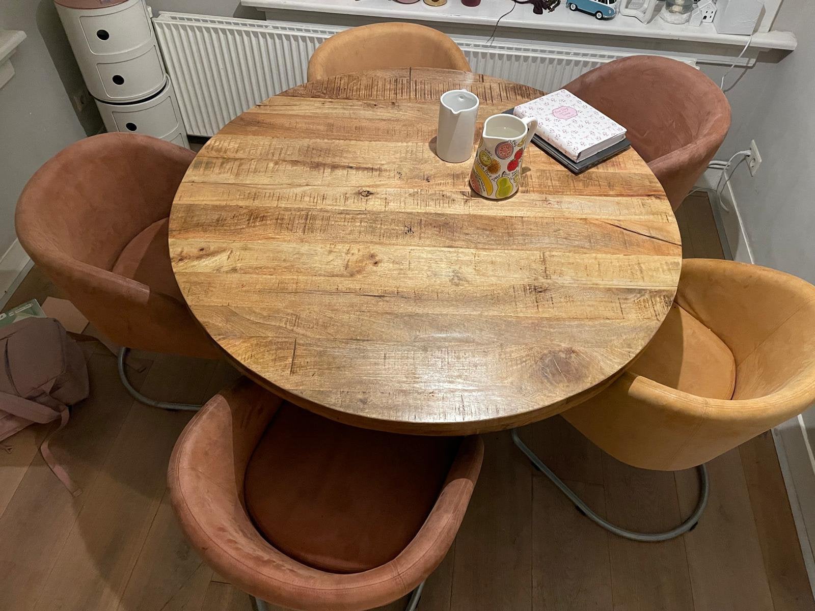 Houten ronde tafel met zwarte metalen poot 130 cm doorsnede, Ophalen, Zo goed als nieuw, Rond, 100 tot 150 cm