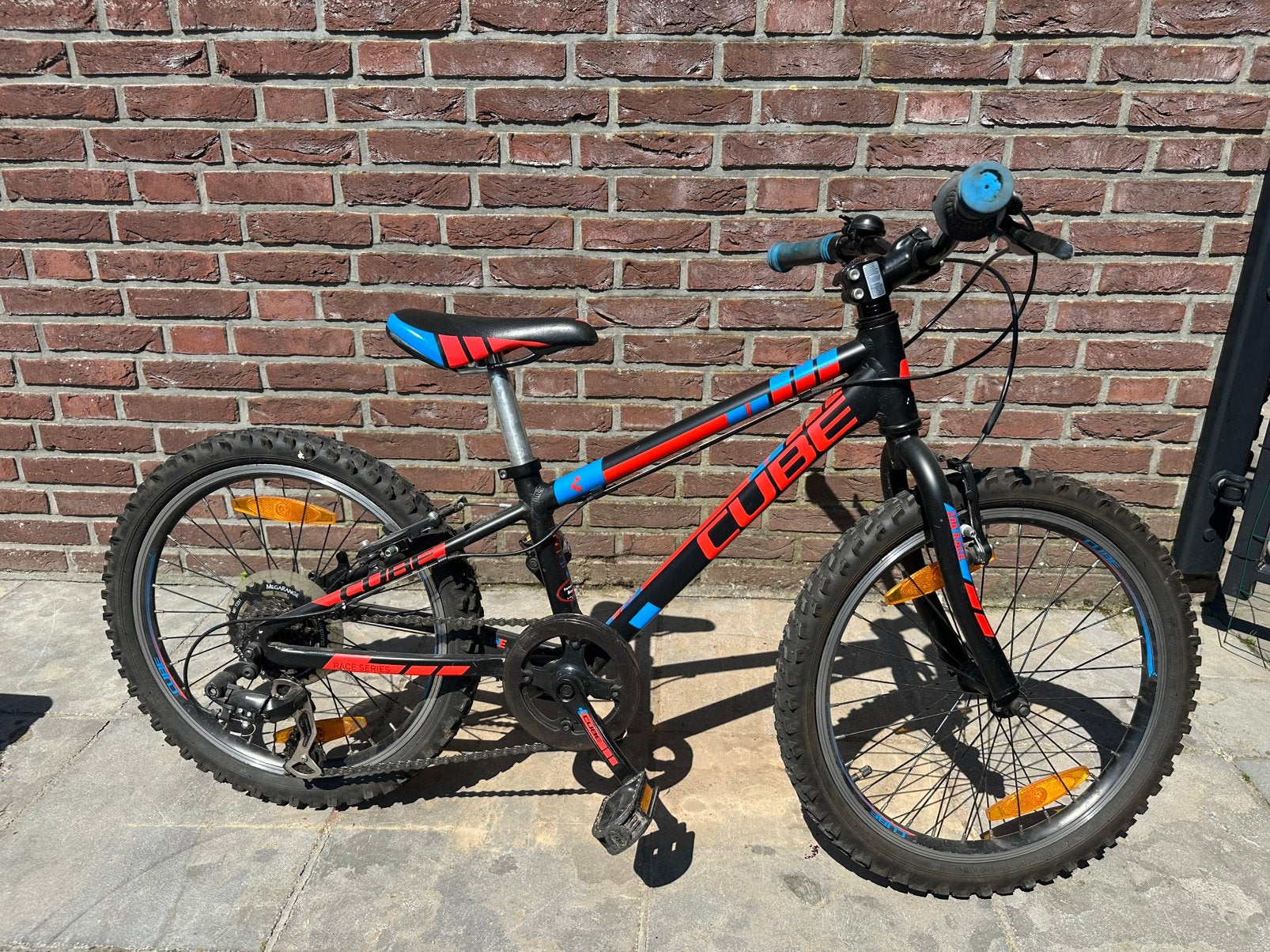Kinderfiets 20 inch Cube Kid 200, Ophalen, Velgrem, Versnellingen, Zo goed als nieuw