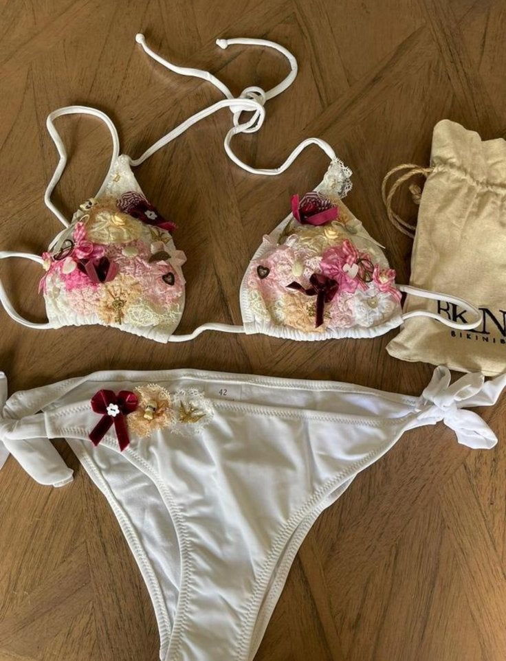 BKNBZ • Bikinibiza • Bikini Ibiza met bedels - 42 L • Nieuw, Ophalen of Verzenden, Nieuw, Bikini