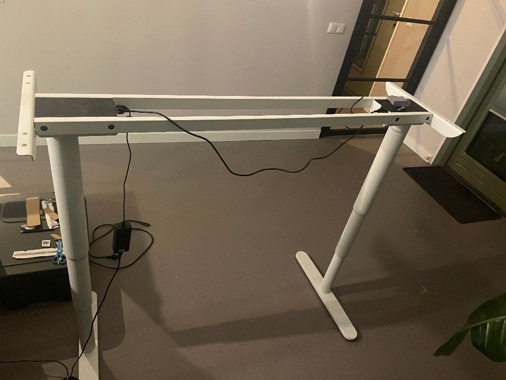 Ikea zit sta bureau frame, Ophalen, 160 cm, Gebruikt, Metaal