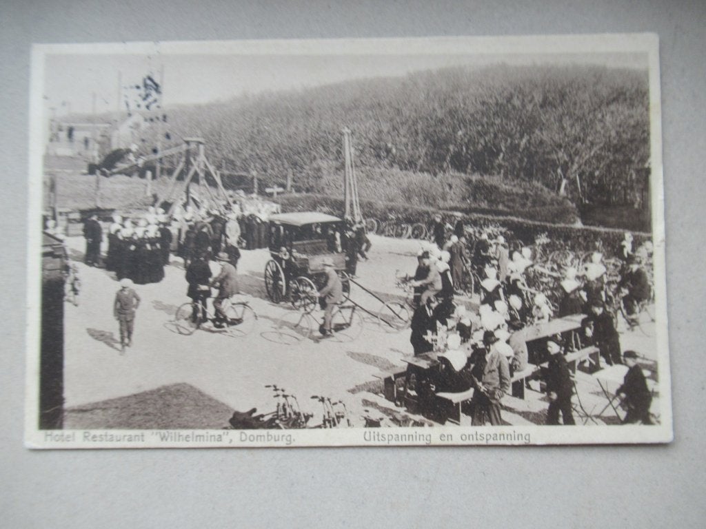 Domburg - Hotel restaurant Wilhelmina speeltuin koets 1928, Verzamelen, Ophalen of Verzenden, 1920 tot 1940, Gelopen, Zeeland