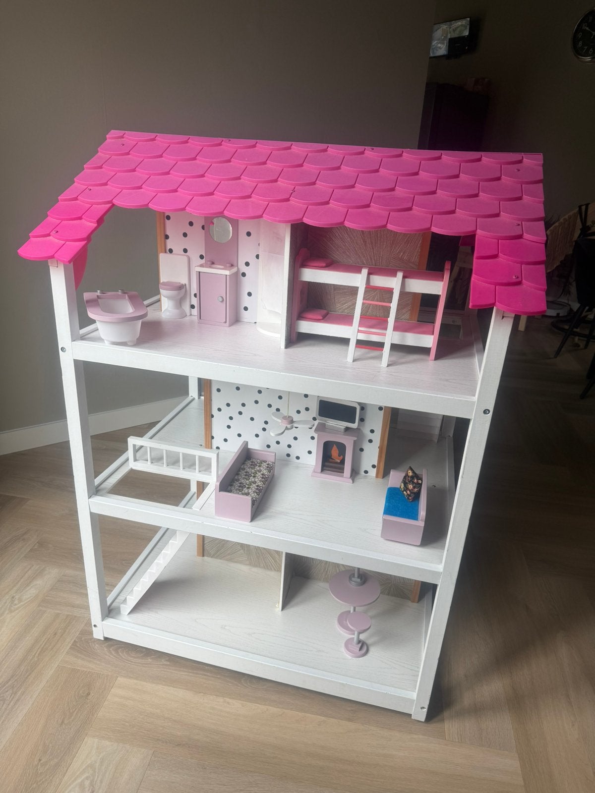 Kidskraft poppenhuis op wielen (gepimpt), Ophalen, Gebruikt, Poppenhuis