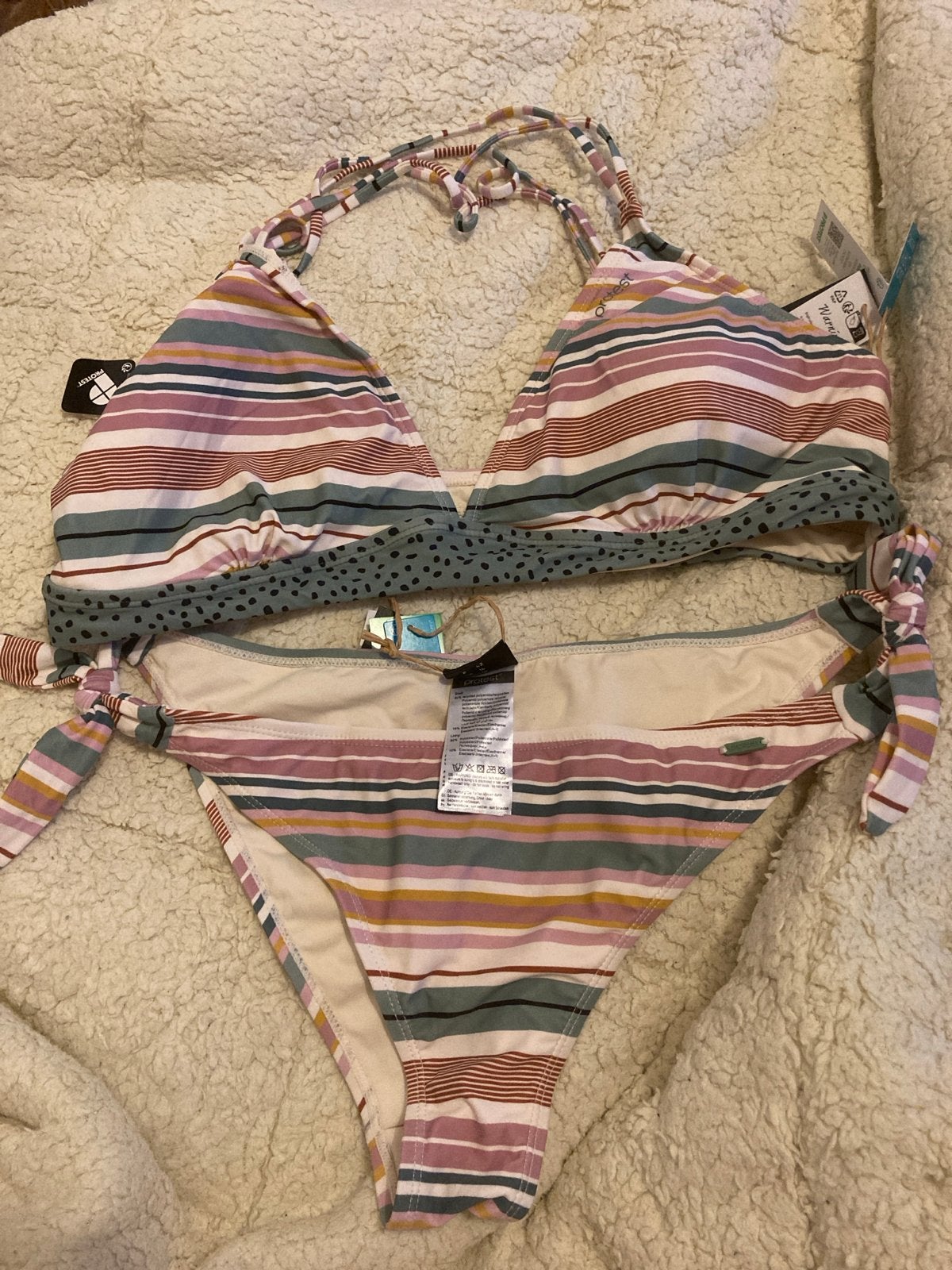 Gestreepte Protest bikini -  nieuw, Ophalen, Nieuw, Meerkleurig, Bikini