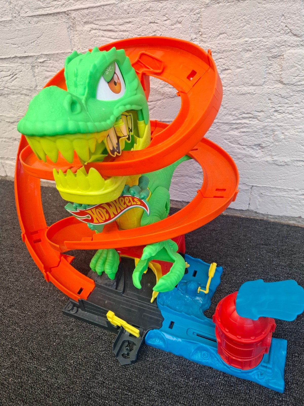 Hot Wheels T-Rex Vurig Gevecht Hotwheels Dino, Ophalen, Zo goed als nieuw, Handmatig, Hot Wheels