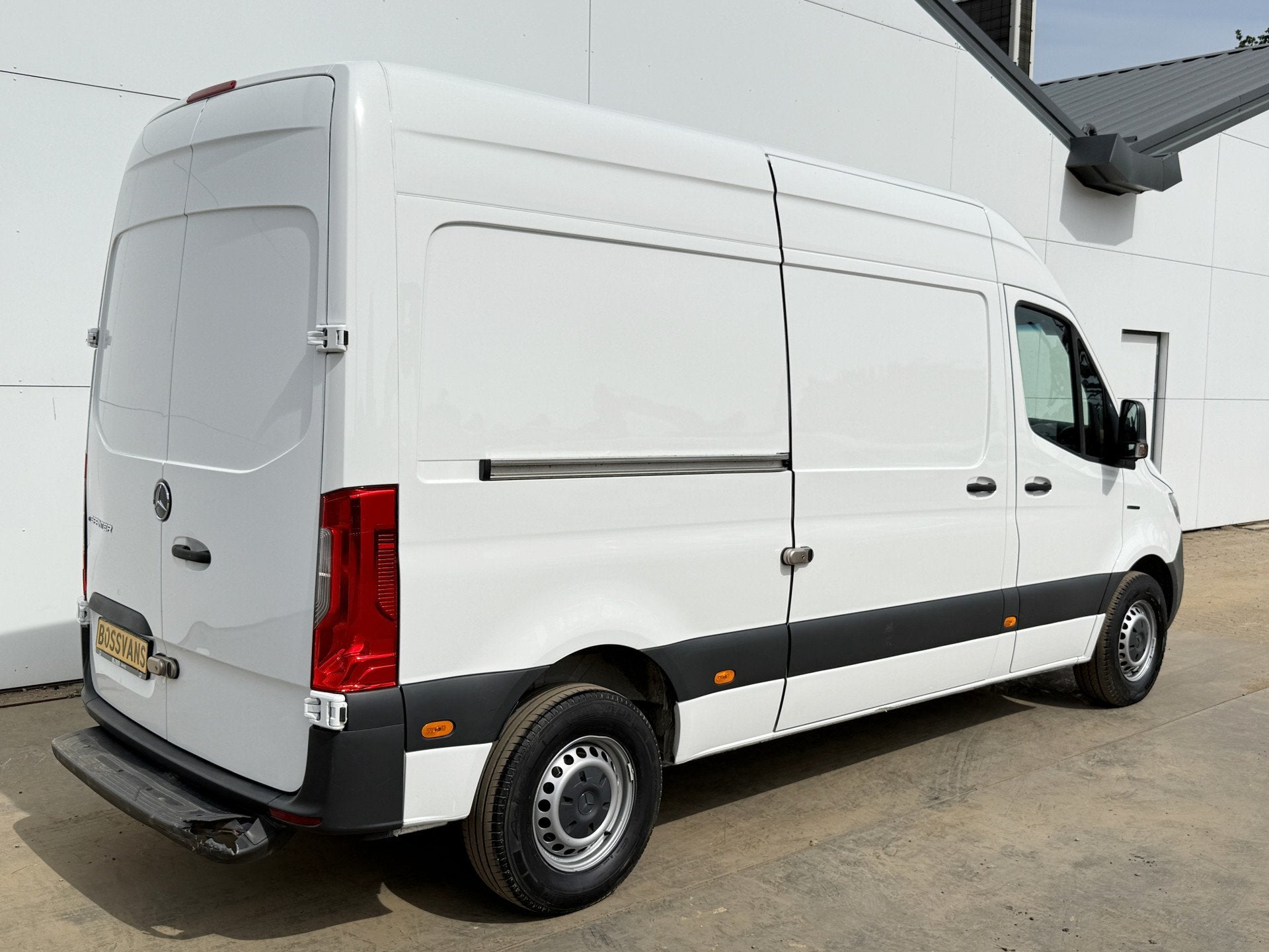Mercedes-Benz eSprinter eSprinter L2H2 55 kWh L2H2 Elektrisc, Gebruikt, Zwart, 120 km, 116 pk
