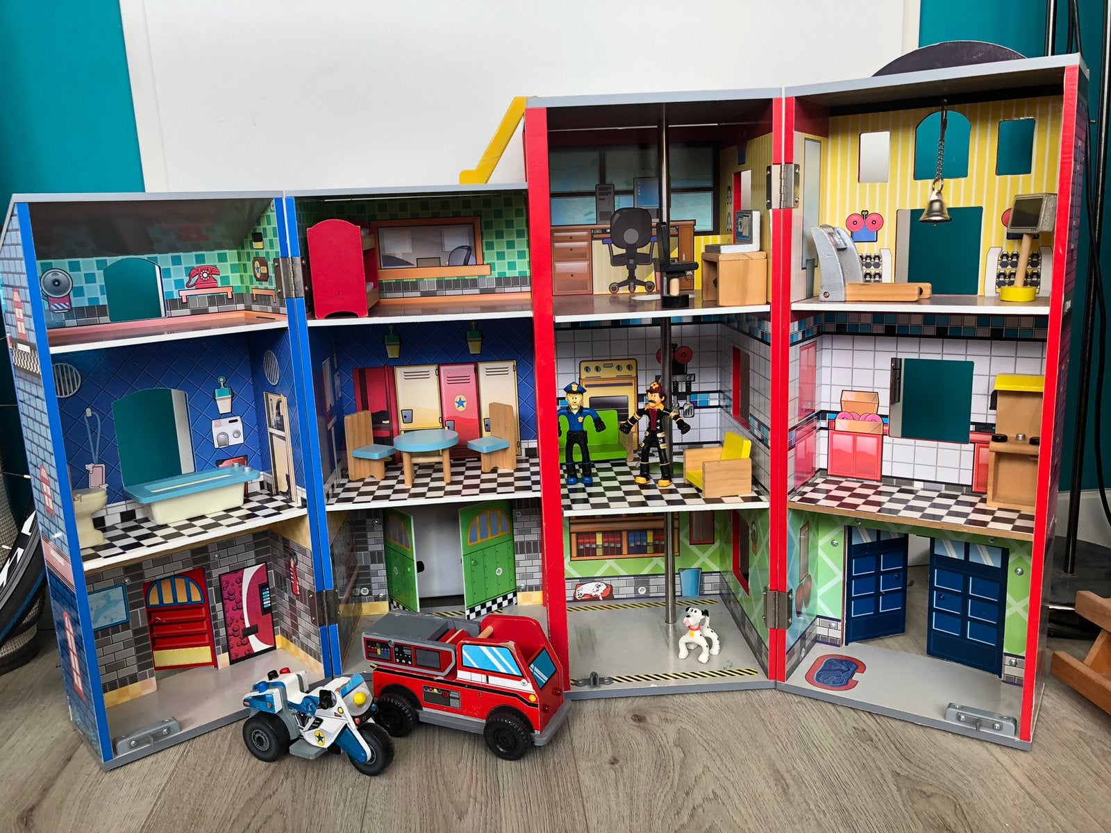 Stoer brandweer kazerne poppenhuis, Ophalen, Gebruikt, Poppenhuis
