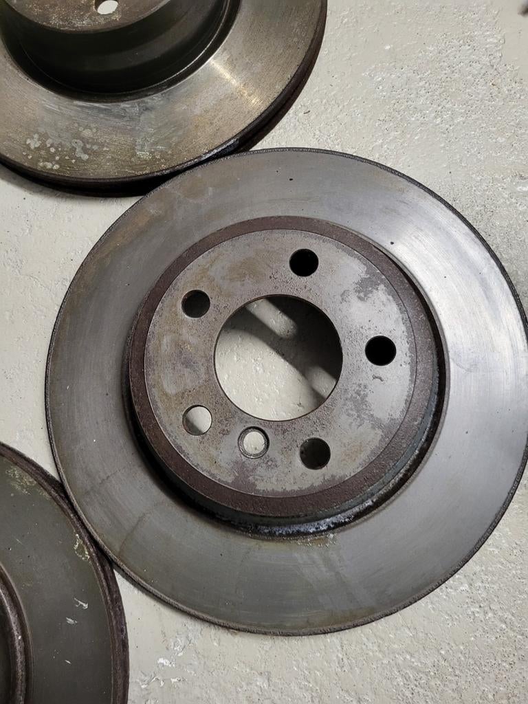 Bmw f serie remschijven, Auto-onderdelen, Remmen en Aandrijving, Ophalen, Gebruikt, BMW