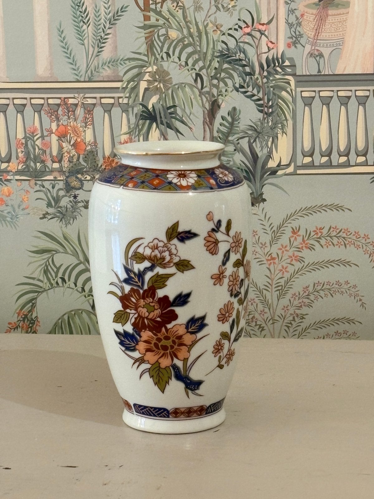 Vintage Aziatische Imari-stijl porseleinen vaas, Antiek en Kunst, Ophalen of Verzenden